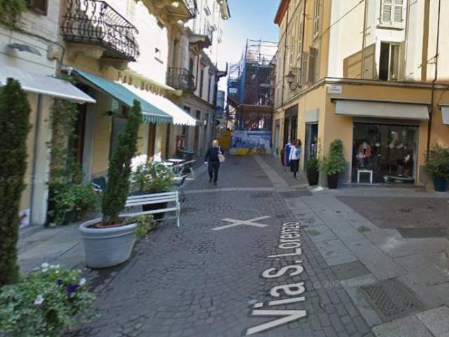 Locale Commerciale in affitto a Piemonte, Alessandria