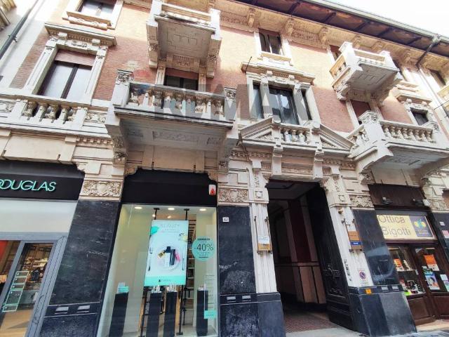 Locale Commerciale in affitto a Piemonte, Alessandria