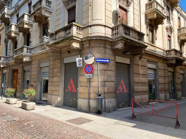 Locale Commerciale in affitto a Alessandria