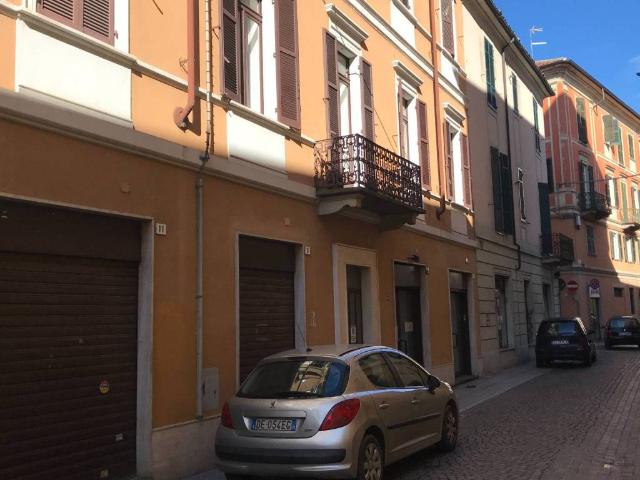 Locale Commerciale in affitto a Piemonte, Alessandria