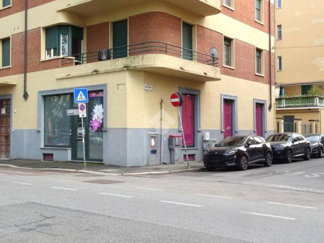 Locale Commerciale in affitto a Piemonte, Alessandria
