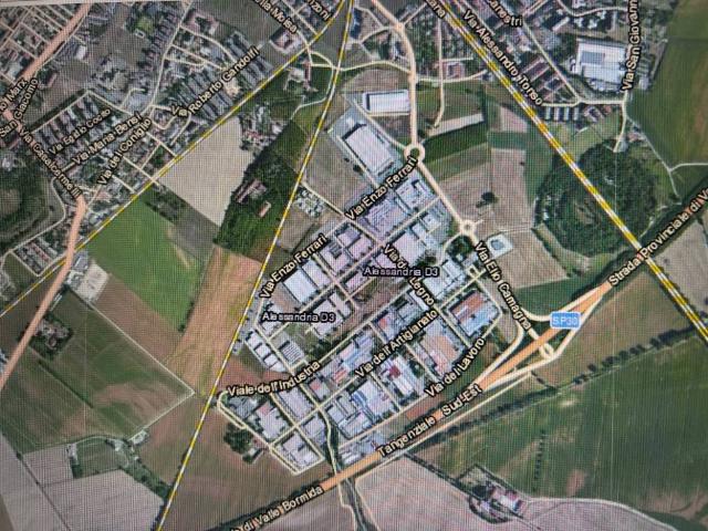 Locale Commerciale in affitto a Piemonte, Alessandria