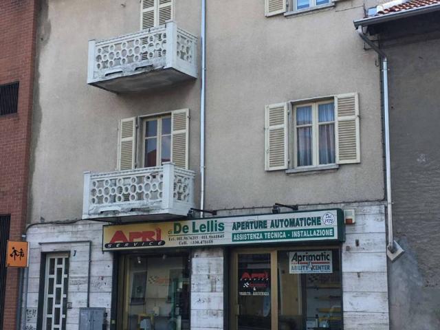 Locale Commerciale in affitto a Piemonte, Torino
