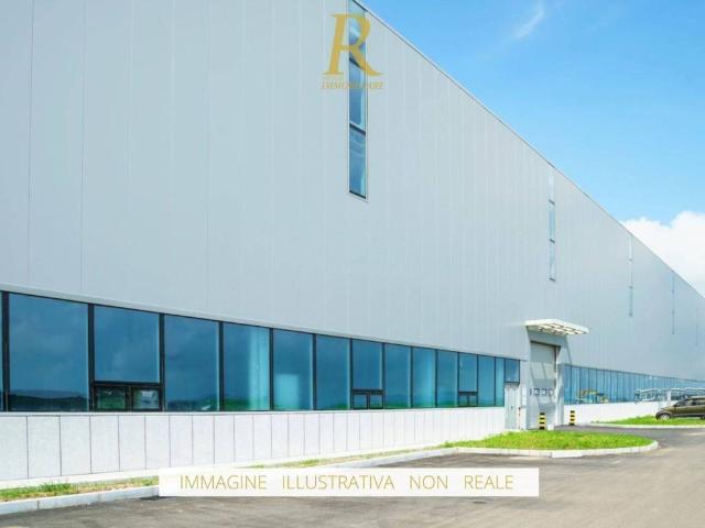 Locale Commerciale in affitto a Altopascio, Toscana