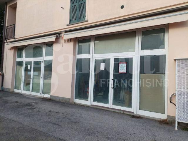 Locale Commerciale in affitto a Archileggi, Amelia