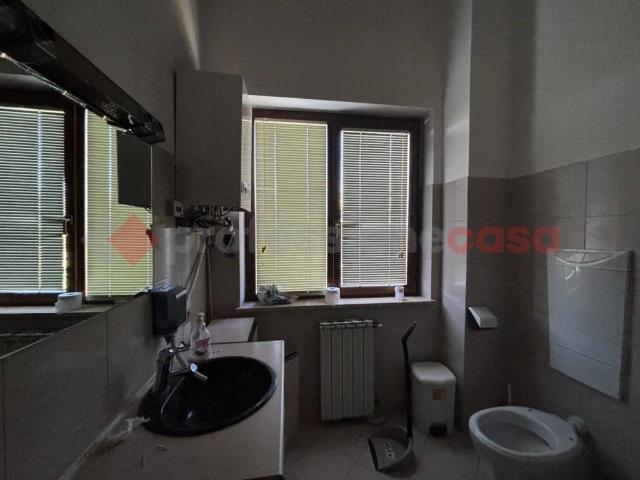 Locale Commerciale in affitto a Anagni, Frosinone