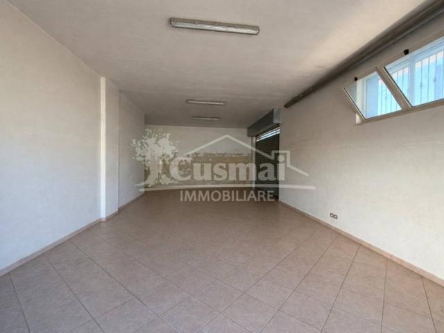 Locale Commerciale in affitto a San Valentino, Puglia