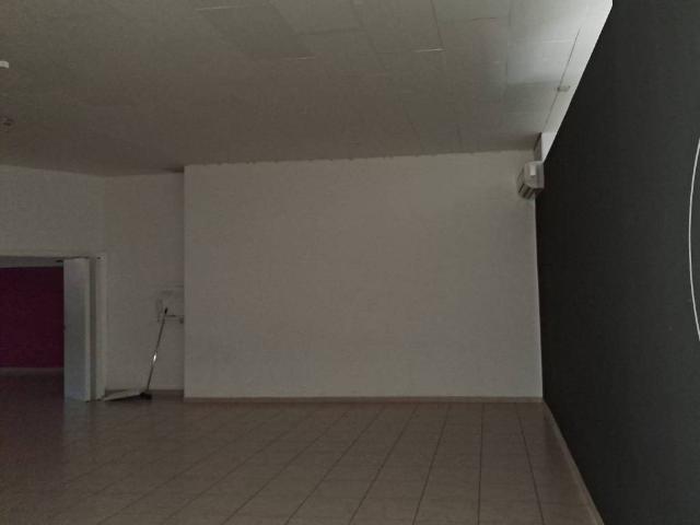 Locale Commerciale in affitto a San Valentino, Puglia