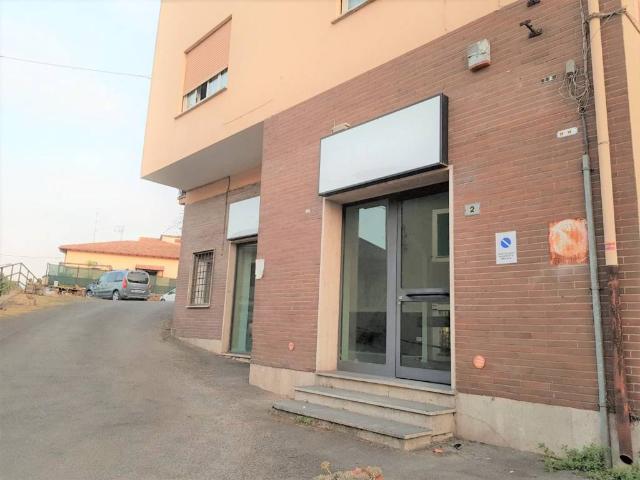 Locale Commerciale in affitto a Centro Storico, Anguillara Sabazia