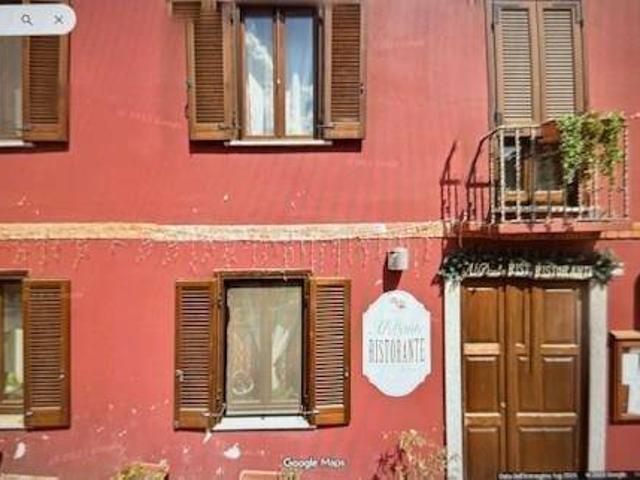 Locale Commerciale in affitto a Piemonte, Asti