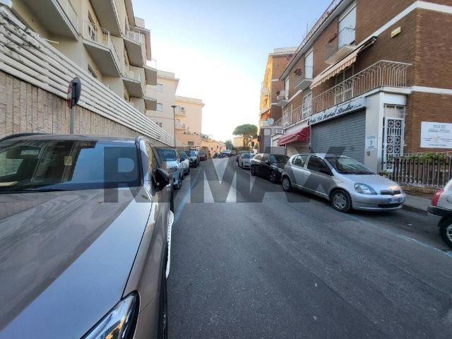 Locale Commerciale in affitto a Anzio Colonia, Roma Capitale