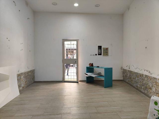 Locale Commerciale in affitto a Anzio Colonia, Roma Capitale