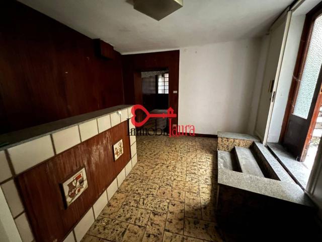 Locale Commerciale in affitto a Comunità Montana del Piambello, Arcisate