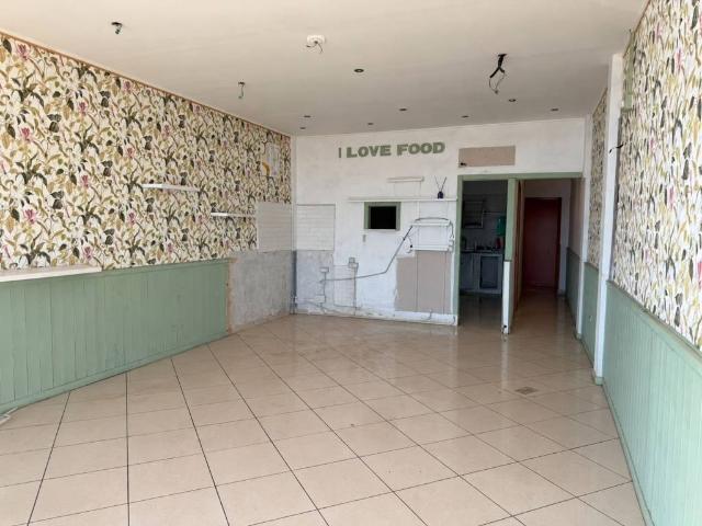 Locale Commerciale in affitto a Ardea, Roma Capitale