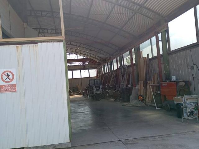 Locale Commerciale in affitto a Nuova Florida, Roma Capitale