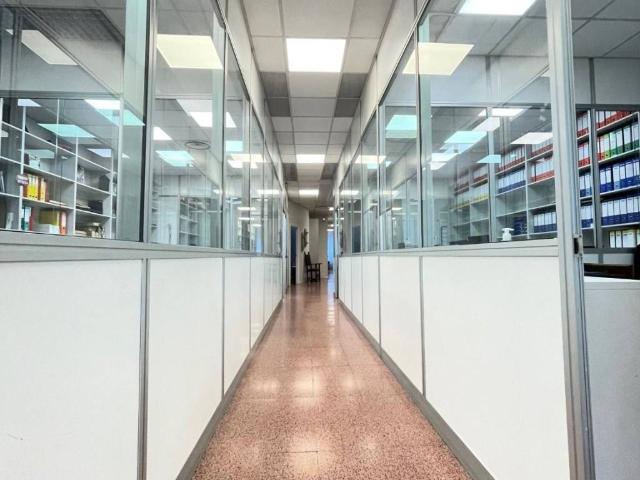 Locale Commerciale in affitto a San Leo, Palazzo Del Pero