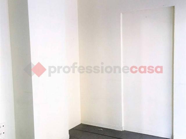 Locale Commerciale in affitto a Saione, Arezzo