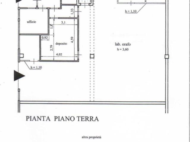Locale Commerciale in affitto a Palazzo Del Pero, Toscana