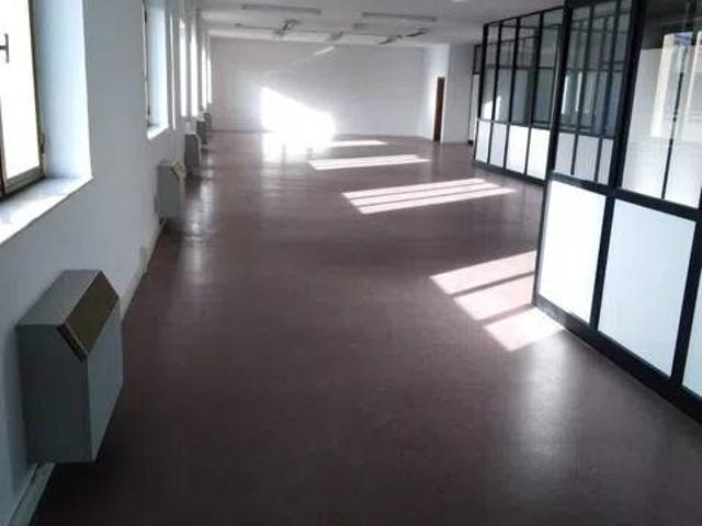 Locale Commerciale in affitto a San Leo, Palazzo Del Pero