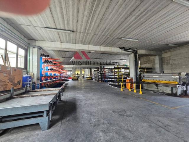 Locale Commerciale in affitto a San Zeno, Palazzo Del Pero