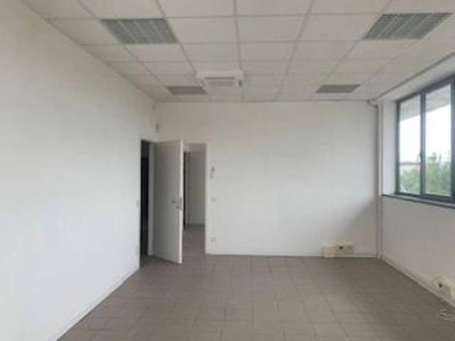 Locale Commerciale in affitto a San Leo, Palazzo Del Pero