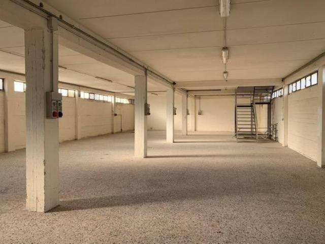 Locale Commerciale in affitto a San Leo, Palazzo Del Pero