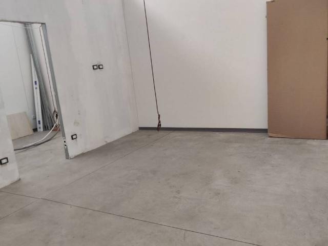 Locale Commerciale in affitto a Arezzo