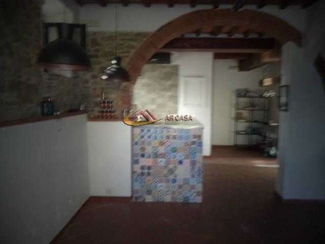 Locale Commerciale in affitto a San Marco alla Sella, Palazzo Del Pero