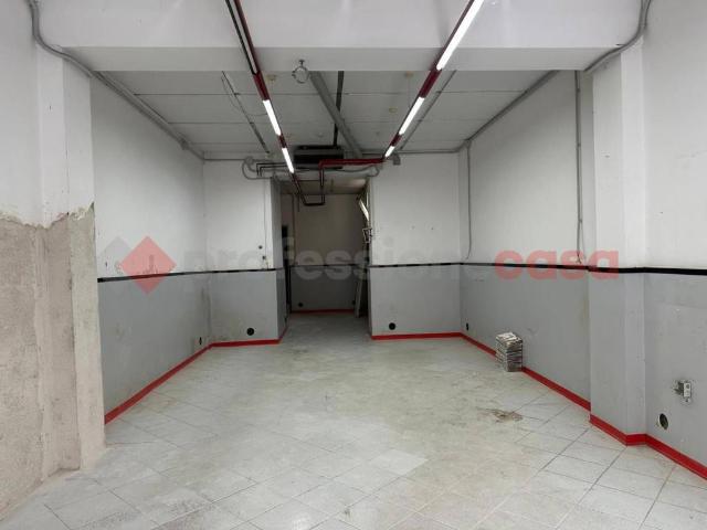Locale Commerciale in affitto a Arezzo