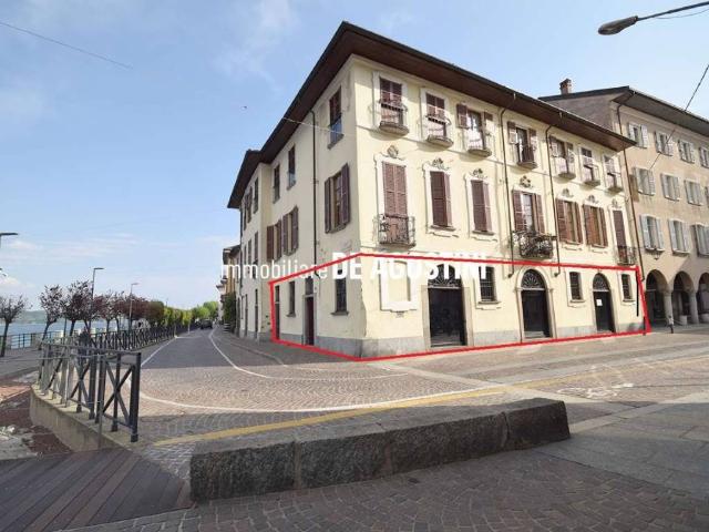 Locale Commerciale in affitto a Piemonte, Novara