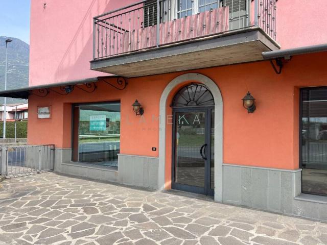 Locale Commerciale in affitto a Comunità montana della valle Camonica, Artogne
