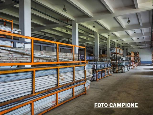 Locale Commerciale in affitto a Arzignano, Veneto
