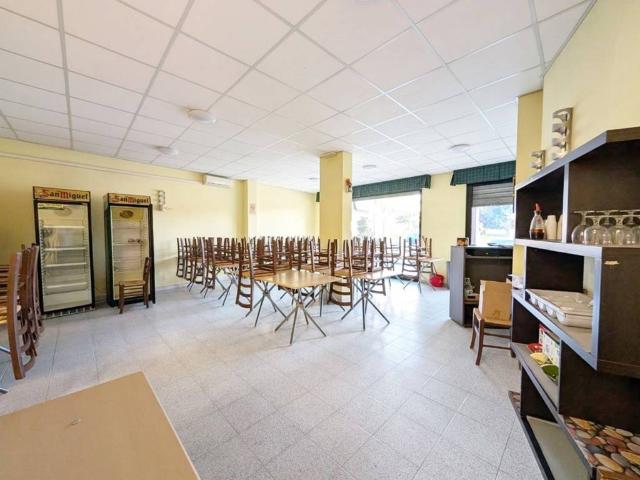 Locale Commerciale in affitto a Assemini, Sardigna/Sardegna