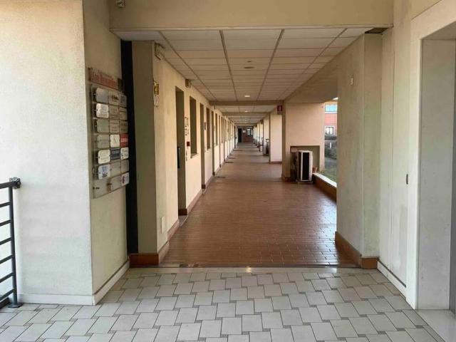 Locale Commerciale in affitto a Assisi, Umbria