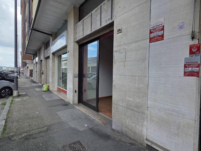 Locale Commerciale in affitto a Piemonte, Asti