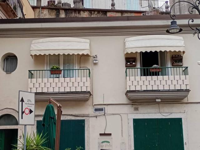 Locale Commerciale in affitto a Avellino, Campania
