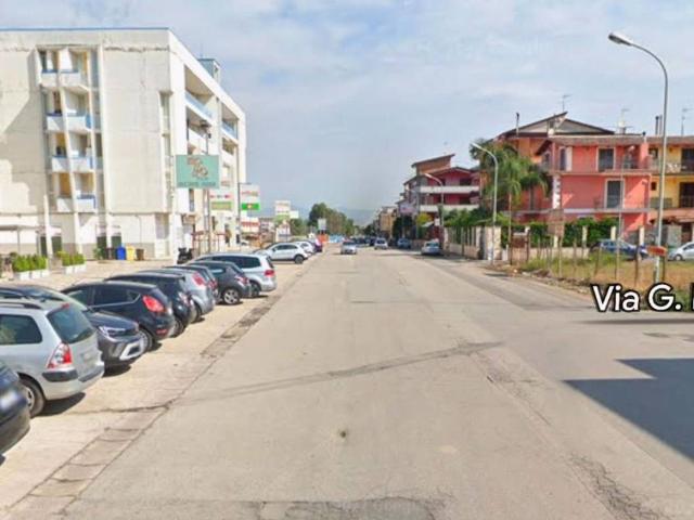 Locale Commerciale in affitto a Bagno d'Aversa, Aversa