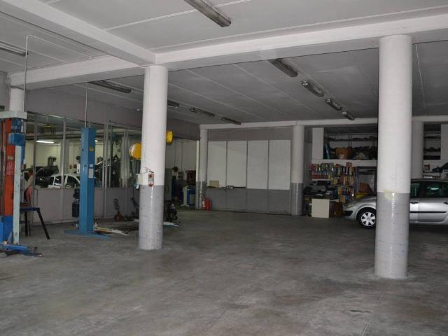 Locale Commerciale in affitto a Avezzano, Abruzzo