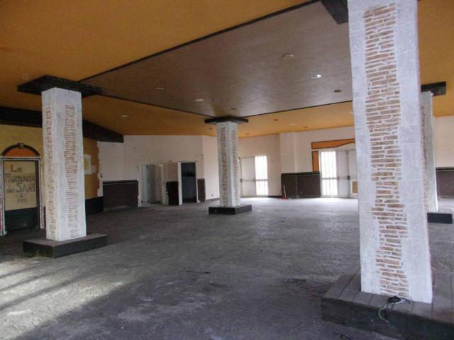 Locale Commerciale in affitto a Avezzano, Abruzzo