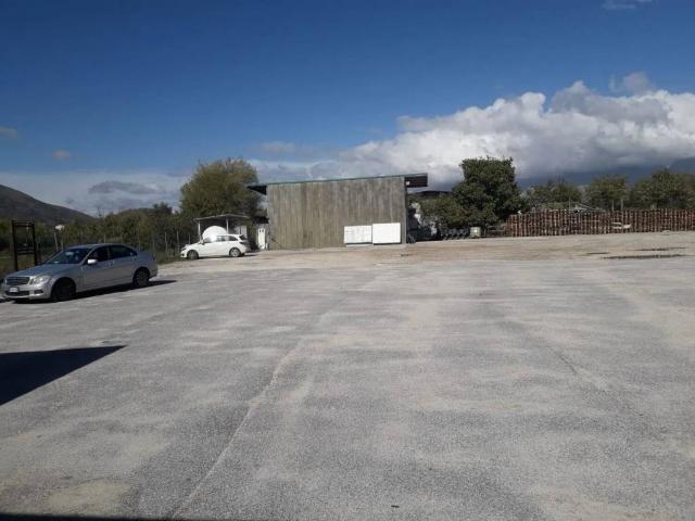 Locale Commerciale in affitto a Avezzano, Abruzzo