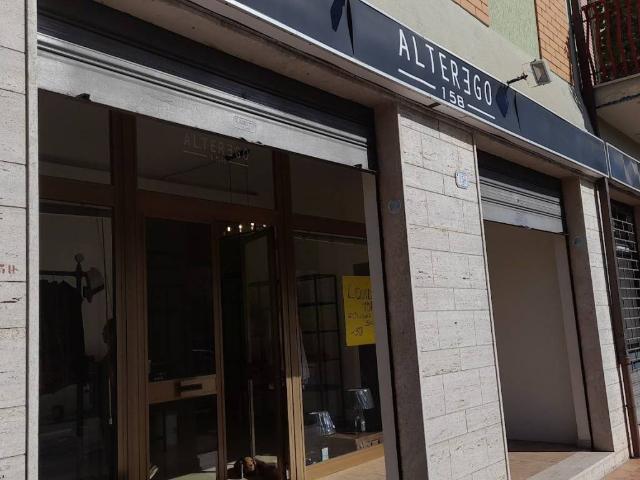 Locale Commerciale in affitto a Avigliano Umbro, Umbria