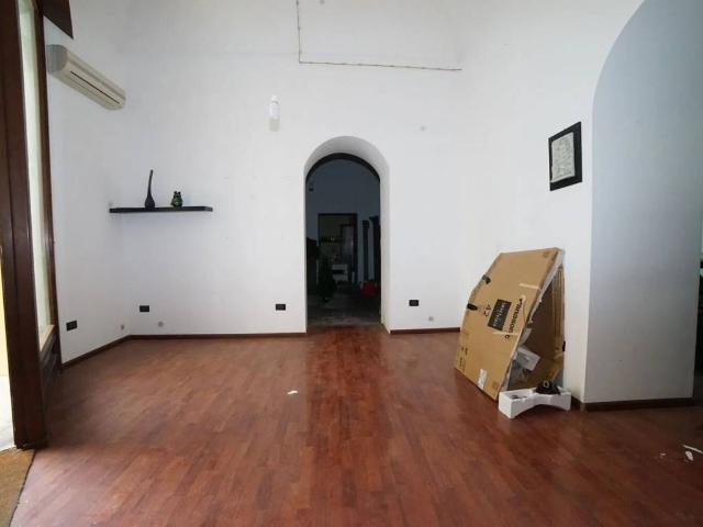 Locale Commerciale in affitto a Avola, Sicilia