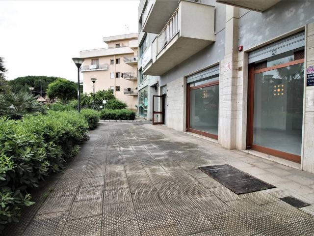 Locale Commerciale in affitto a Bagheria, Sicilia