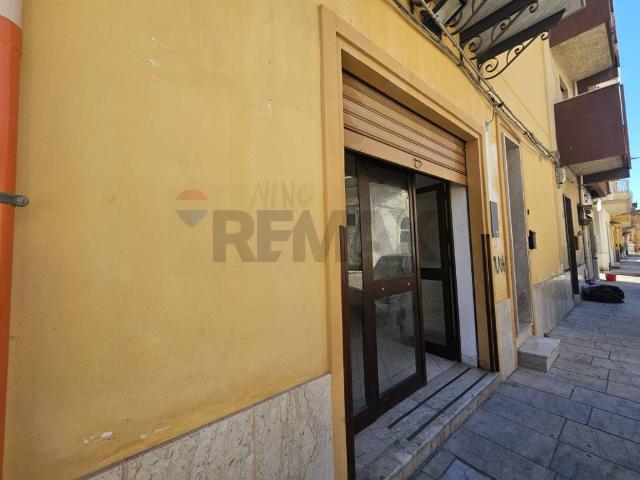 Locale Commerciale in affitto a Bagheria, Sicilia