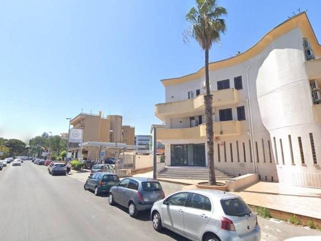 Locale Commerciale in affitto a Bagheria, Sicilia