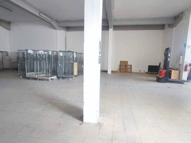 Locale Commerciale in affitto a Ponte a Niccheri, Bagno A Ripoli