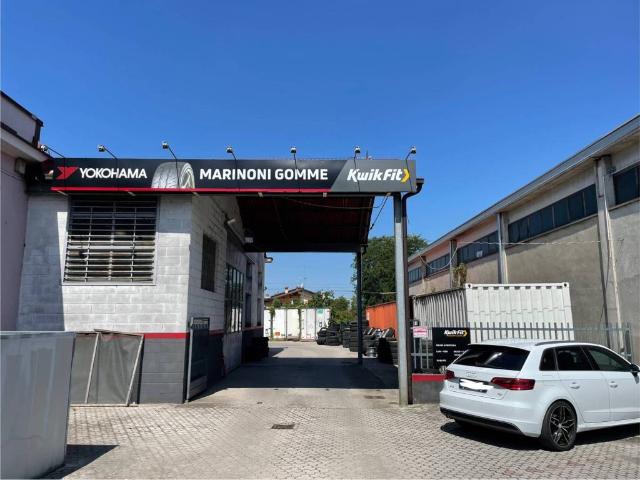 Locale Commerciale in affitto a Bagnolo Mella, Lombardia