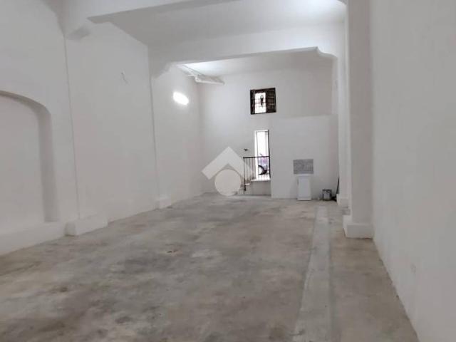 Locale Commerciale in affitto a Balestrate, Sicilia