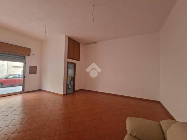 Locale Commerciale in affitto a Balestrate, Sicilia
