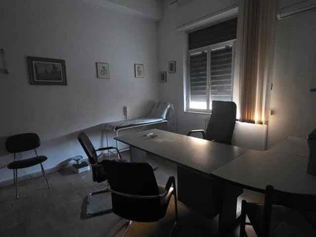 Locale Commerciale in affitto a Militi, Barcellona Pozzo Di Gotto